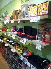 專營歐美日韓高級(jí)新穎廚房用品, 煮食用具, 烘焙用品, 餐桌酒具, 歡迎零售及批發(fā)