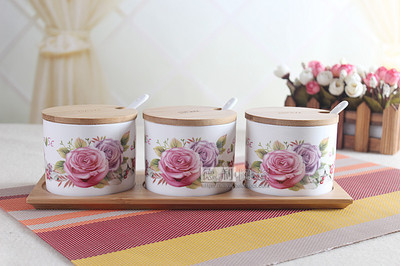 【最新產(chǎn)品 配木座陶瓷直身調(diào)味罐 低骨瓷時(shí)尚家居廚房用具套裝批發(fā)】?jī)r(jià)格,廠家,圖片,調(diào)料瓶/調(diào)料盒,潮州市楓溪德利彩瓷廠-