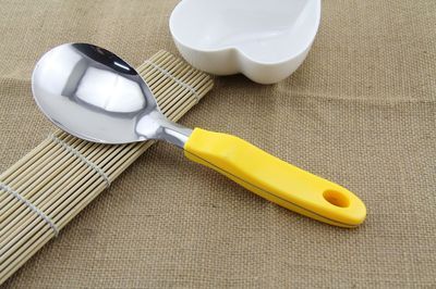 【【小額批發(fā)】日用不銹鋼廚具飯勺 烹飪不銹鋼鍋鏟圓勺勺 禮品廚具】?jī)r(jià)格,廠(chǎng)家,圖片,鍋鏟,揭陽(yáng)市恒再豐工貿(mào)-